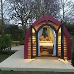 Belle Vista Glamping & York